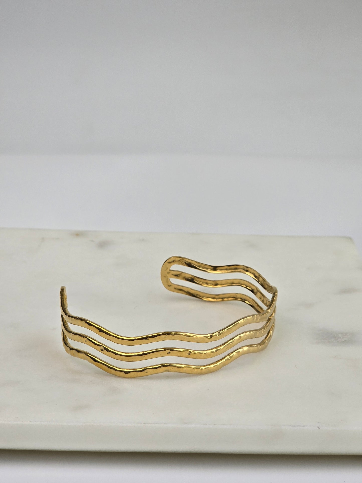 Lunaria Tria Luxe Cuff