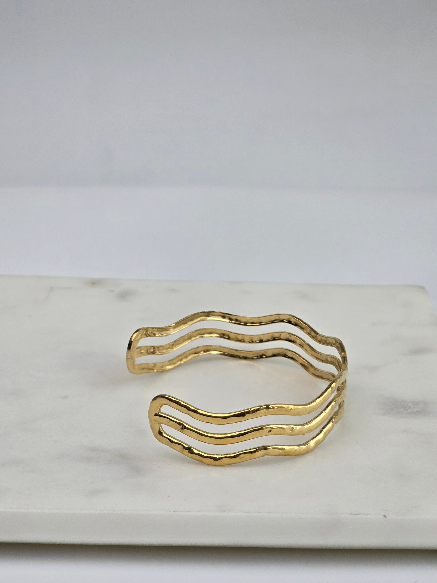 Lunaria Tria Luxe Cuff