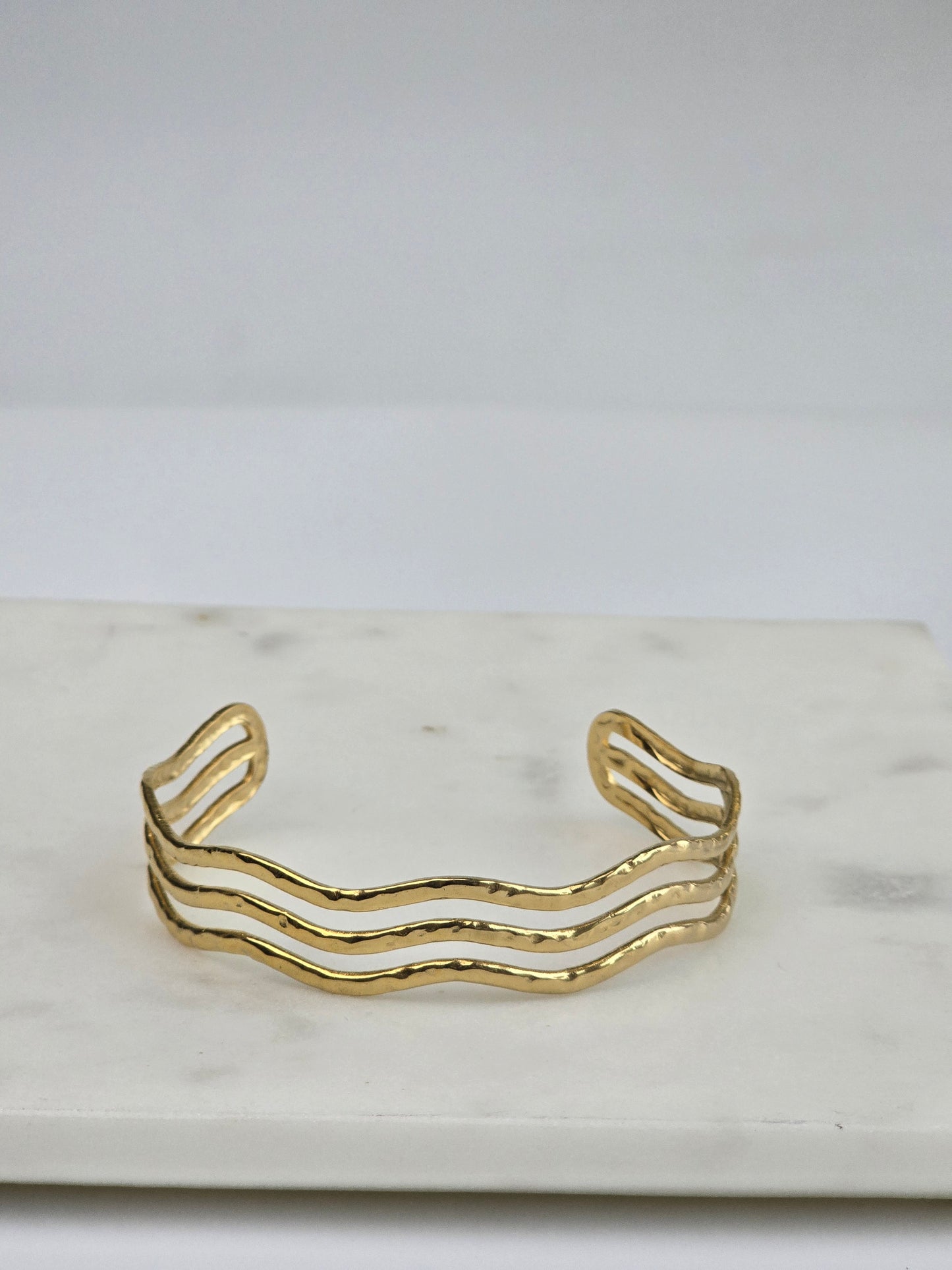 Lunaria Tria Luxe Cuff