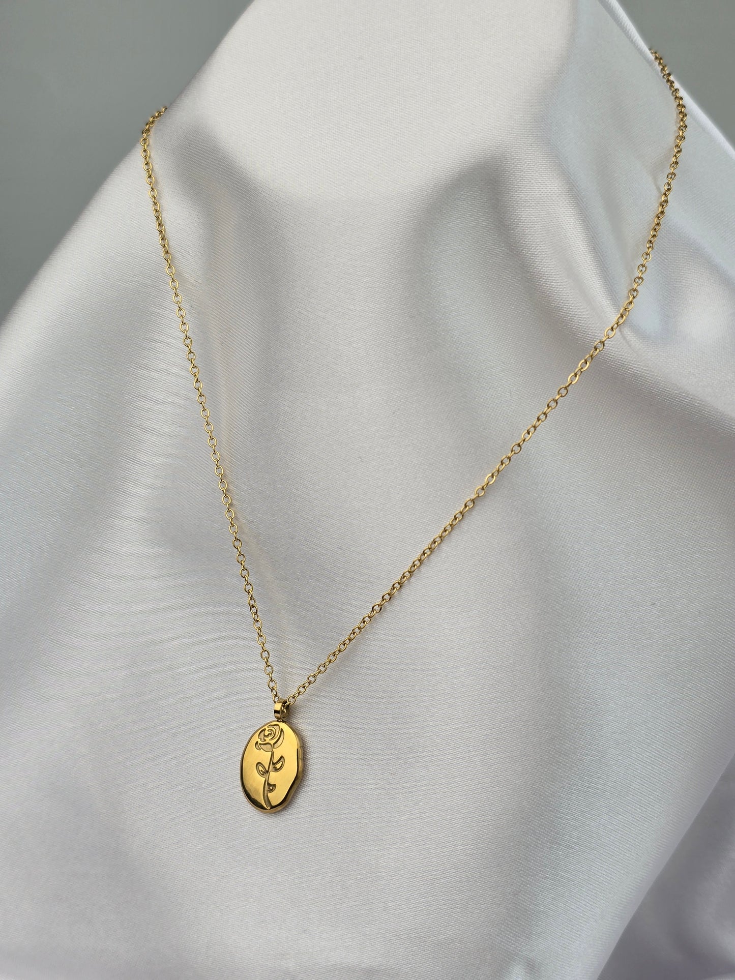 Aurelle Roselle Cameo Necklace