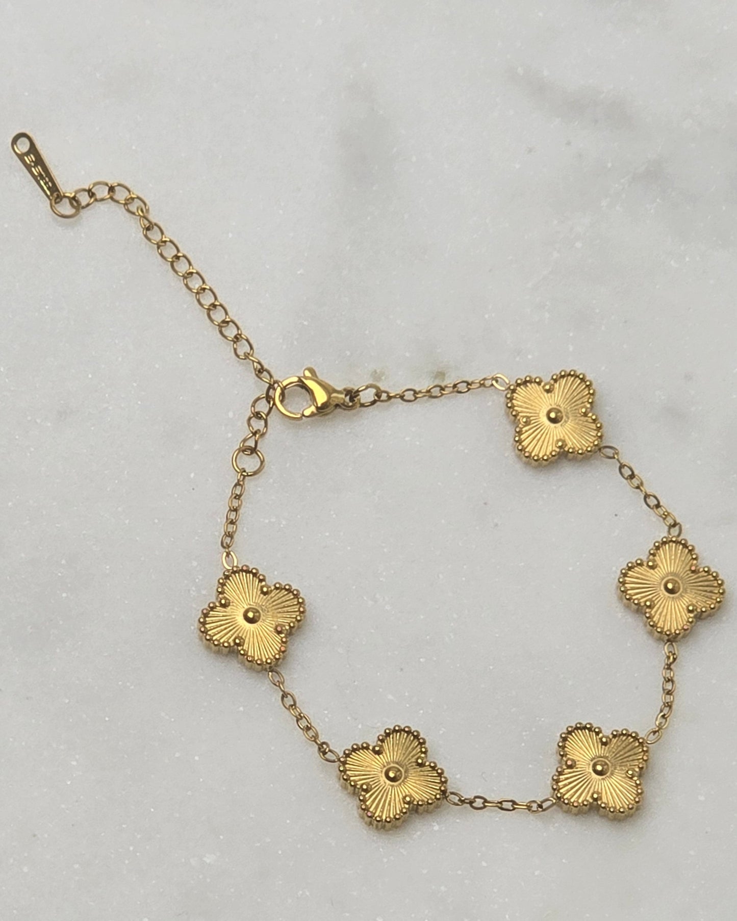 Golden Luck Clover Bracelet