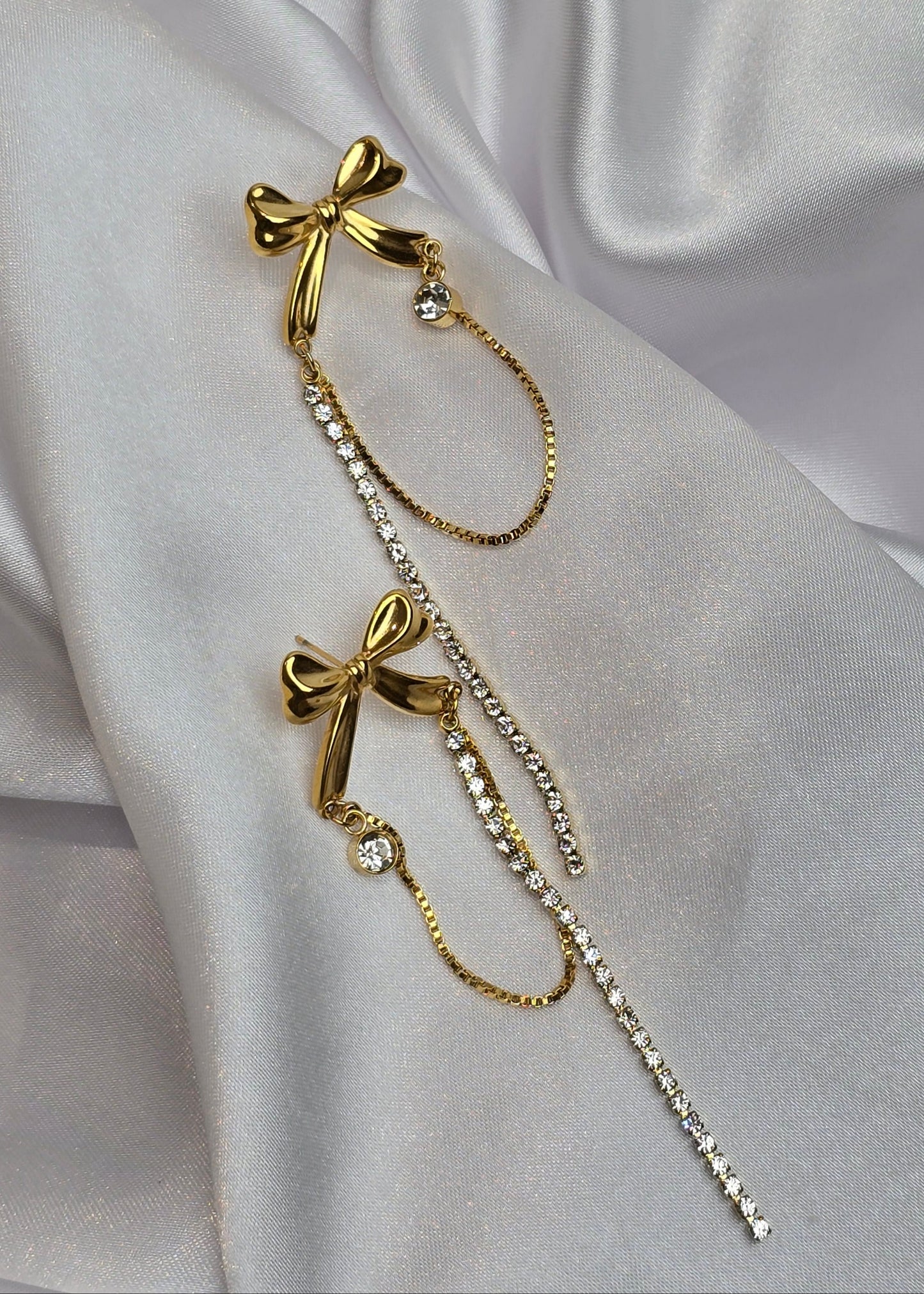Selara Noelle Drape Earrings