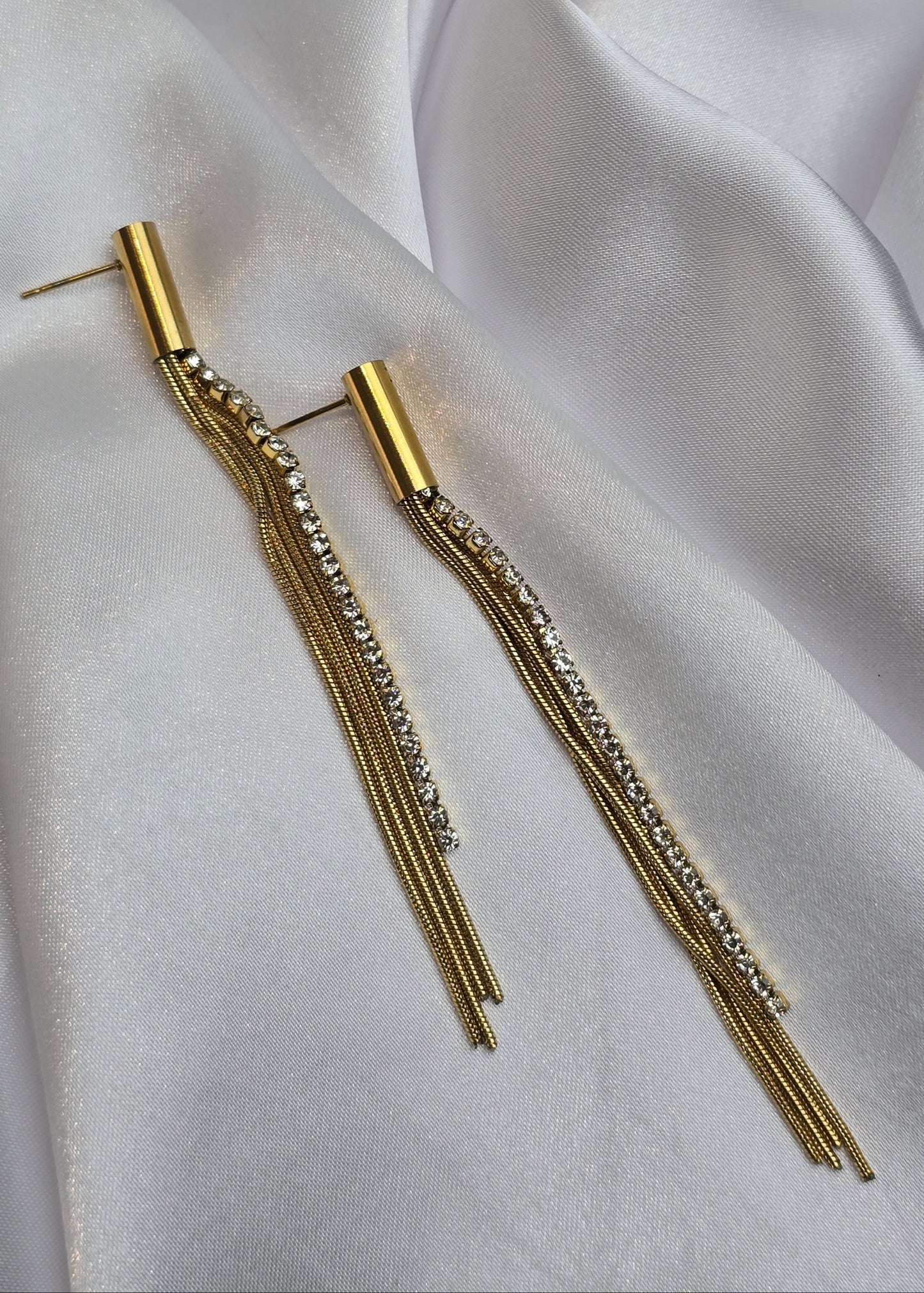 Selara Seraphina Strand Earrings