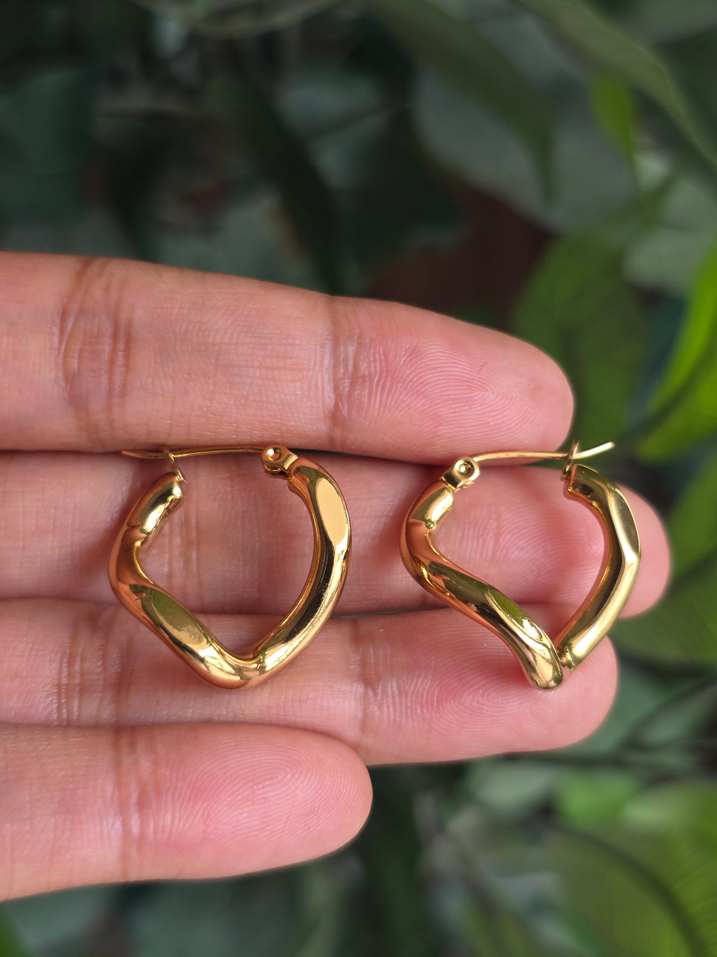 Eterna Terra Hoops