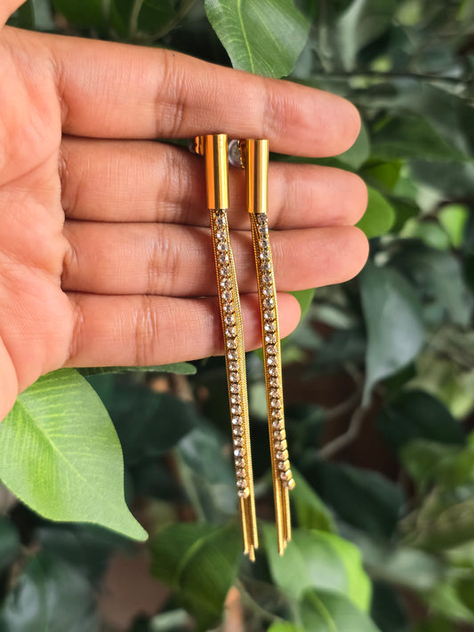 Selara Seraphina Strand Earrings