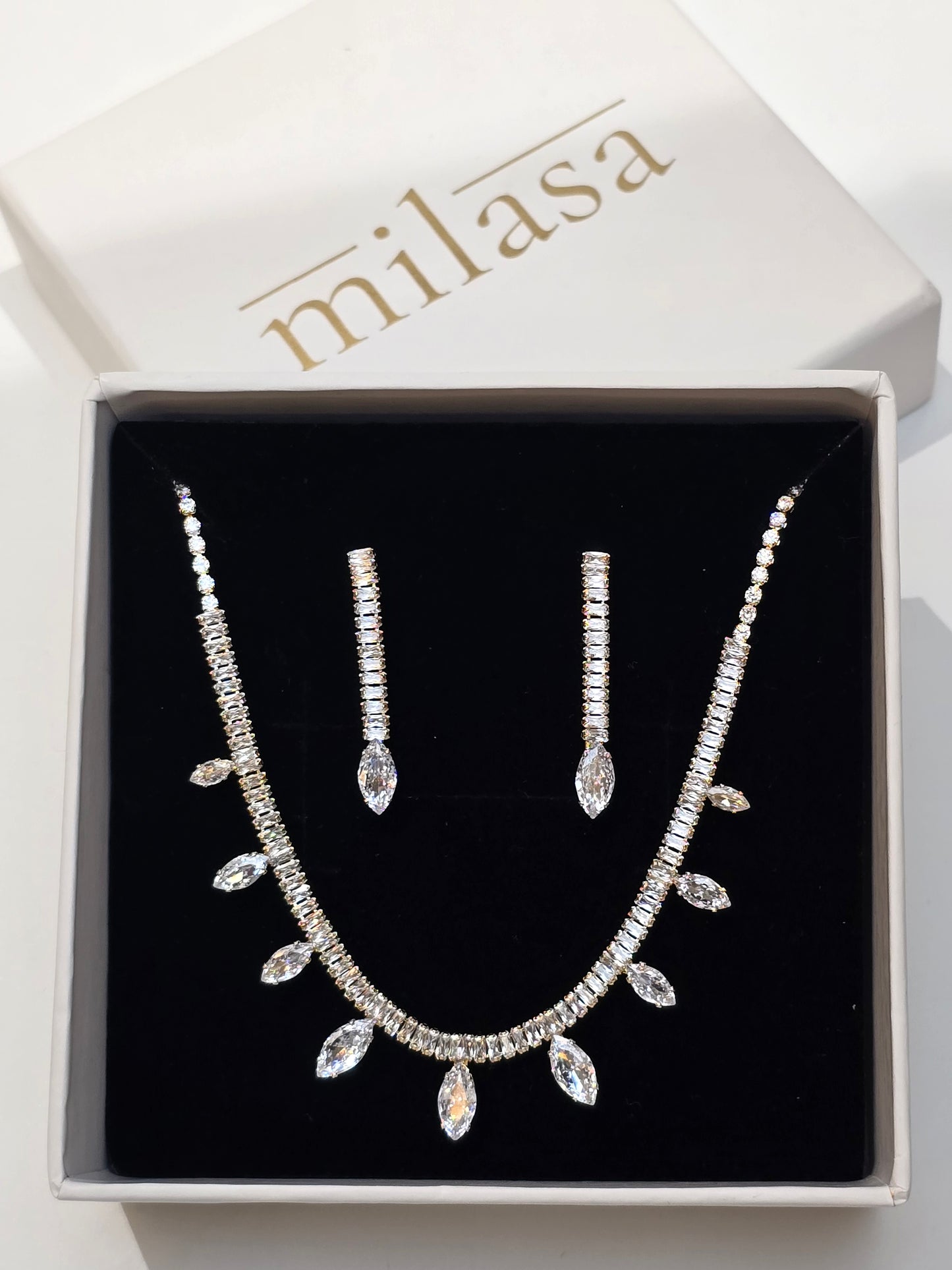 Aurora Luxe Marquise Set