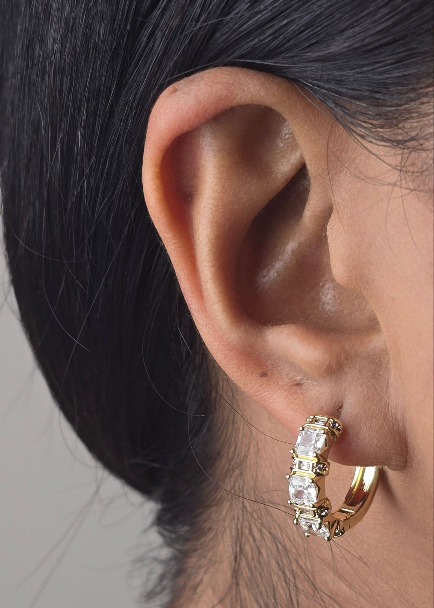 Eterna Radiance Hoops