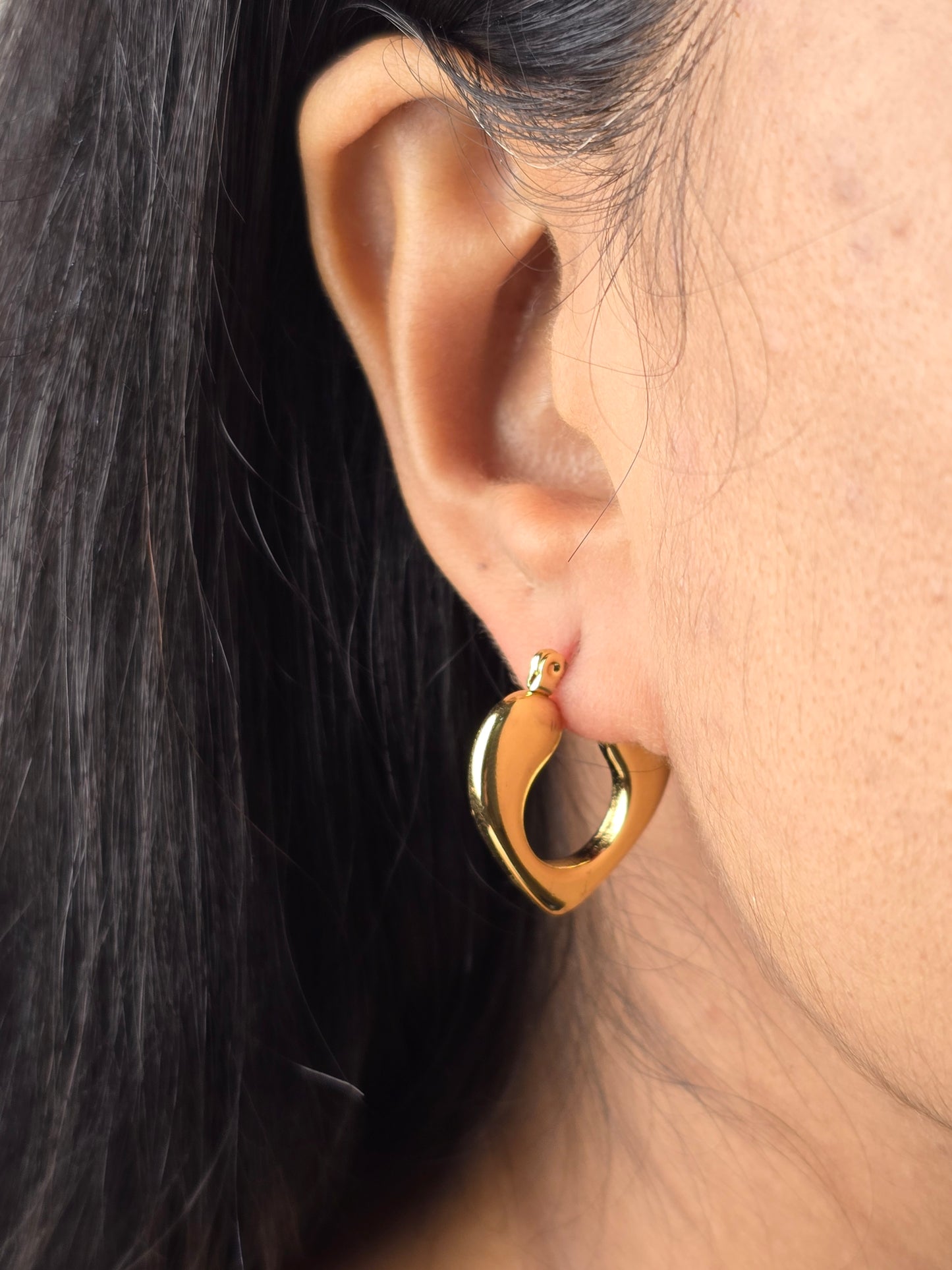 Heart Duo - Aurelle Lumé Heart Necklace and Oria Lyra Earrings