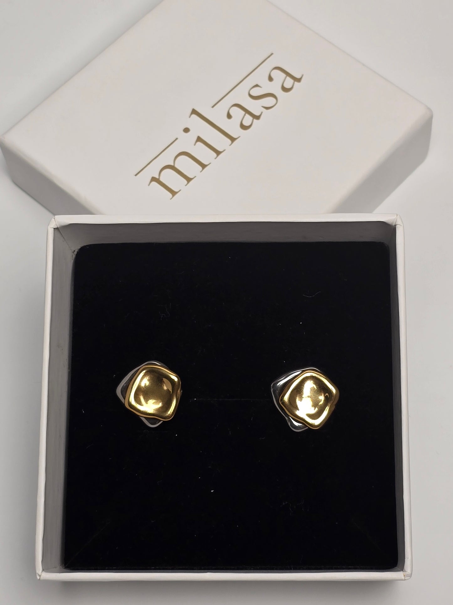 Solara Dual-Tone Studs
