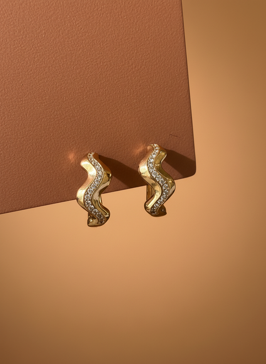 Serpentine Linear Hoops