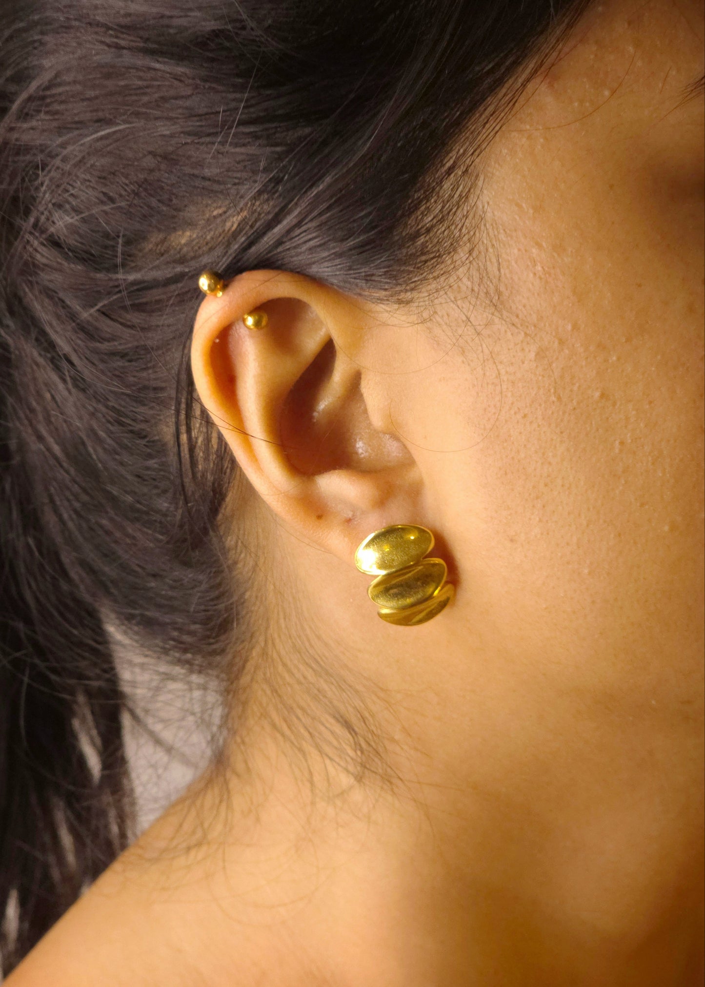 Ripple Studs