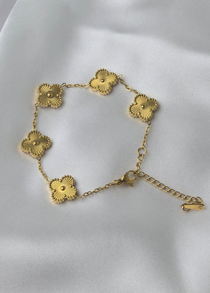 Golden Luck Clover Bracelet