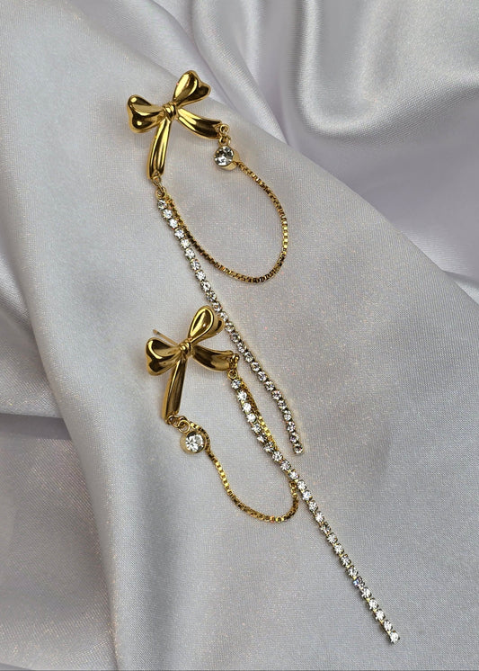 Selara Noelle Drape Earrings