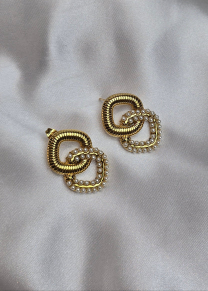 Allure Interlocked Frame