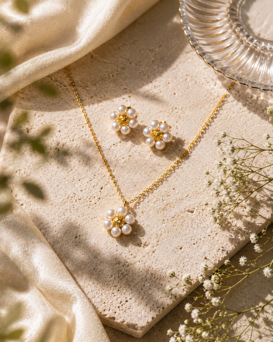 Pearl Bloom Necklace Set