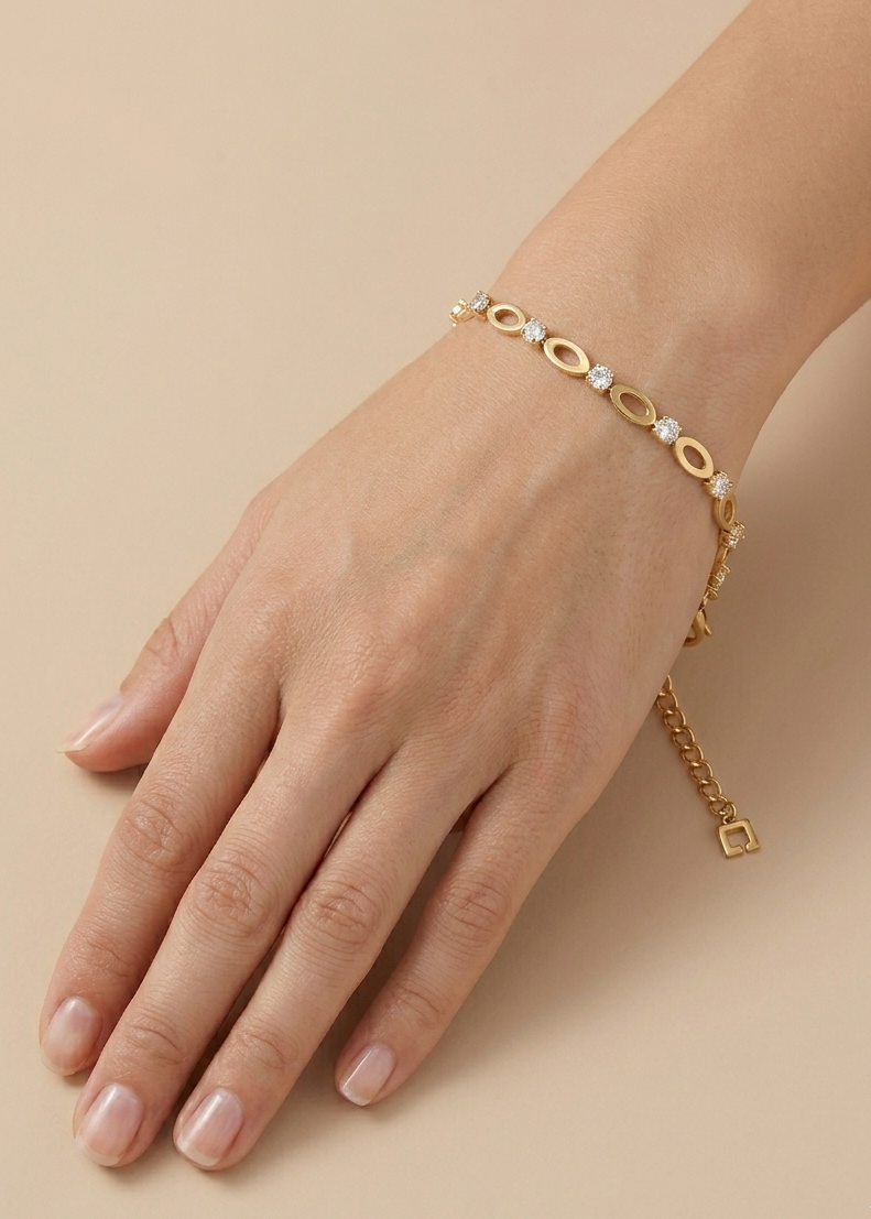 Aira Celeste Oval Spark Bracelet