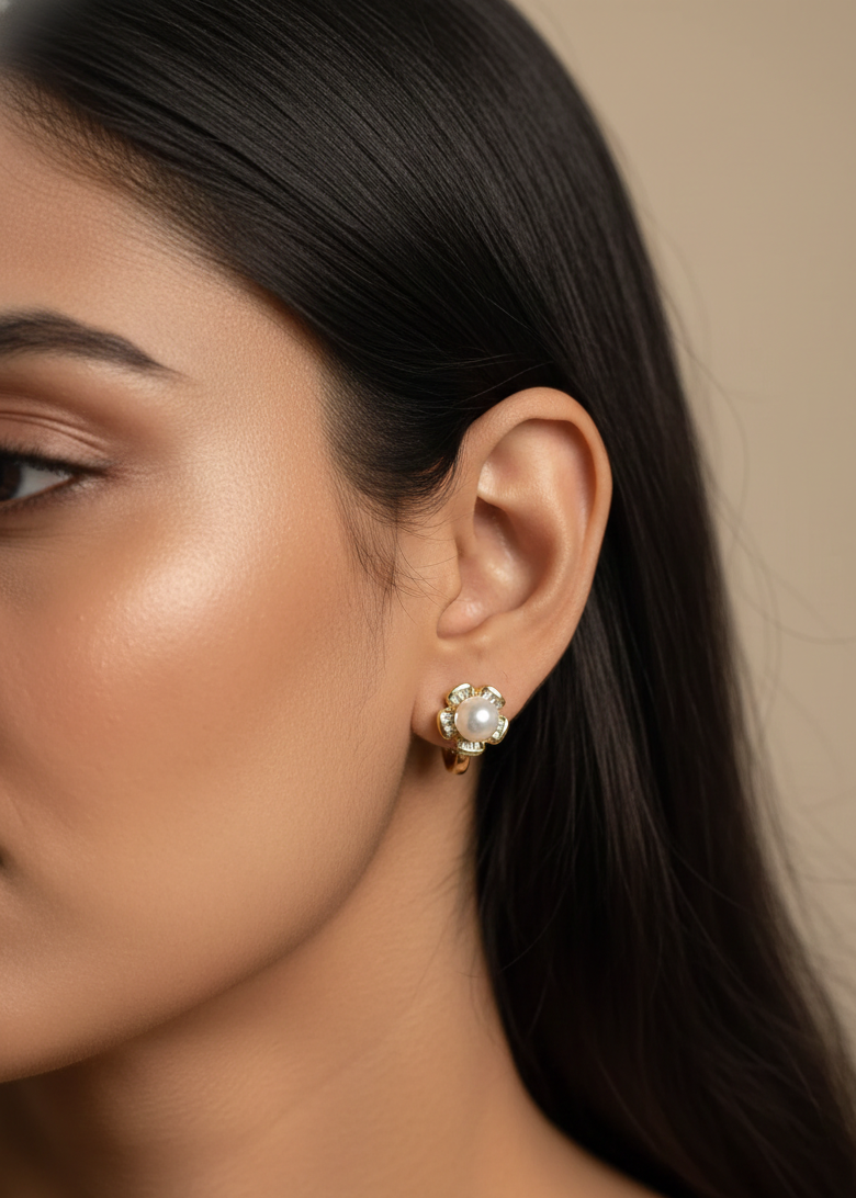 Petalis Pearl Huggies