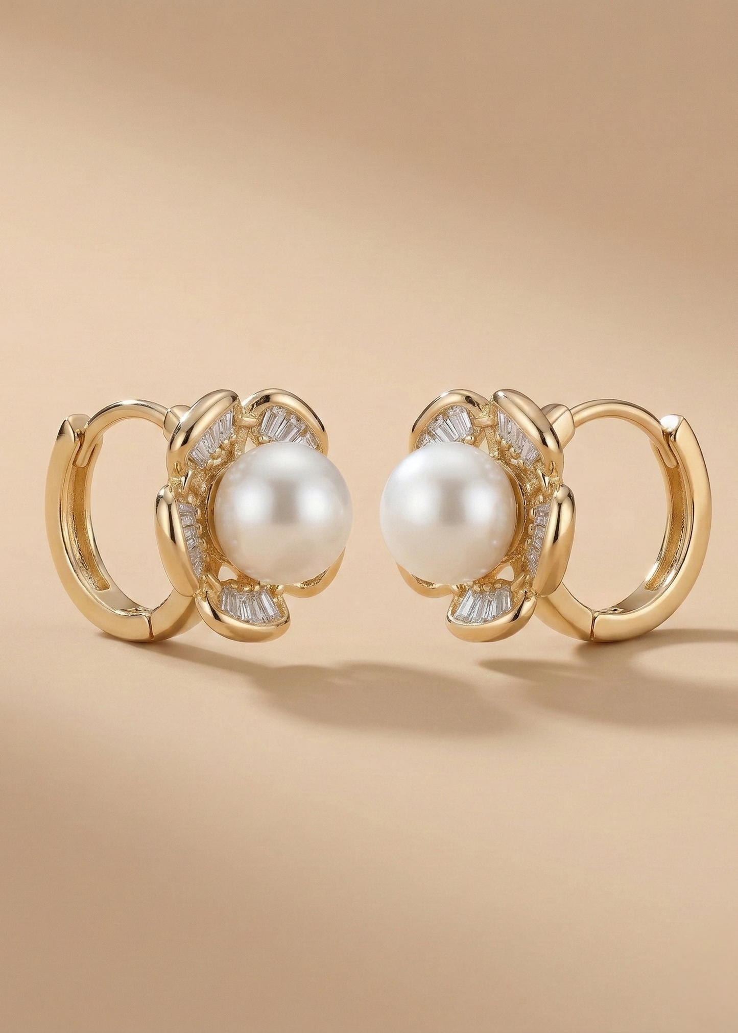 Petalis Pearl Huggies