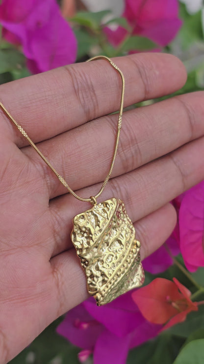 Aurelle Verena Necklace