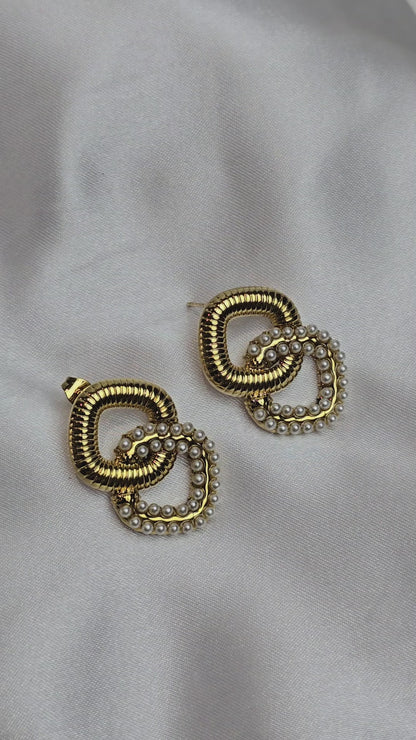 Allure Interlocked Frame