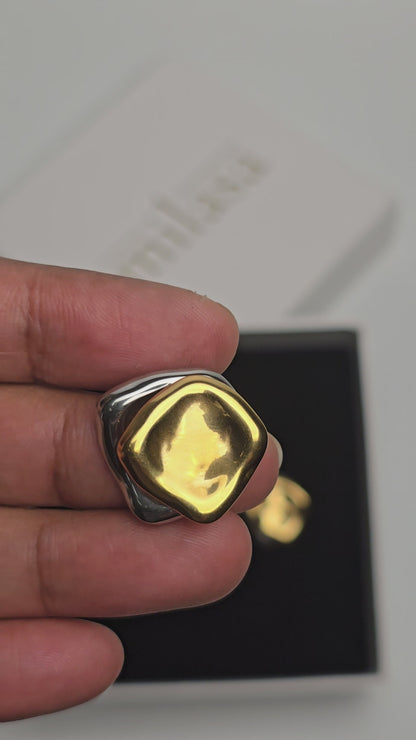 Solara Dual-Tone Studs