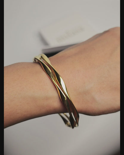 Veloura Twist Duo